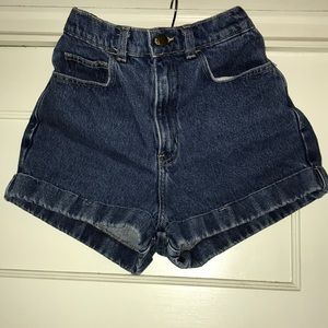 Highwaisted Jean Shorts